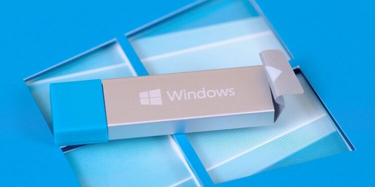 Create a Windows 10 Install USB